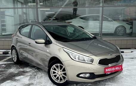 KIA cee'd III, 2013 год, 900 999 рублей, 3 фотография