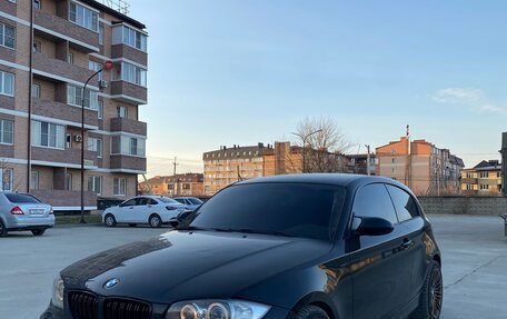 BMW 1 серия, 2007 год, 890 000 рублей, 3 фотография