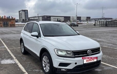 Volkswagen Tiguan II, 2020 год, 2 100 000 рублей, 10 фотография