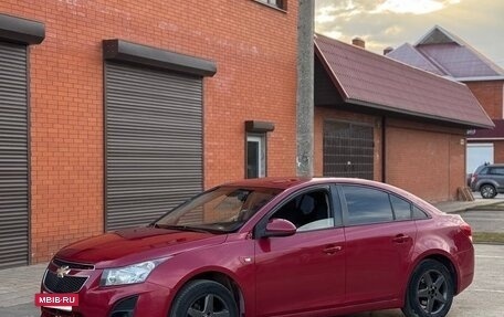 Chevrolet Cruze II, 2009 год, 700 000 рублей, 2 фотография