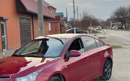 Chevrolet Cruze II, 2009 год, 700 000 рублей, 4 фотография