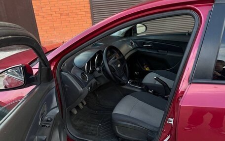 Chevrolet Cruze II, 2009 год, 700 000 рублей, 12 фотография