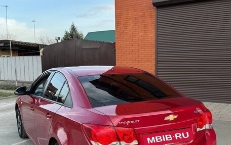 Chevrolet Cruze II, 2009 год, 700 000 рублей, 9 фотография