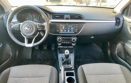 KIA Rio IV, 2018 год, 1 280 000 рублей, 10 фотография
