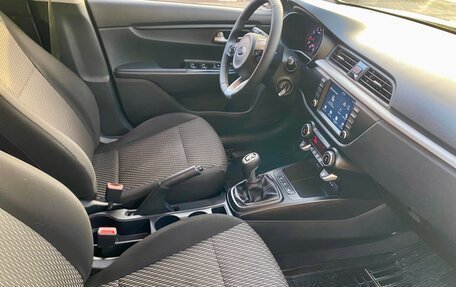KIA Rio IV, 2018 год, 1 280 000 рублей, 11 фотография