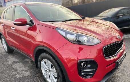 KIA Sportage IV рестайлинг, 2018 год, 2 350 000 рублей, 2 фотография