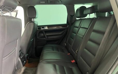 Volkswagen Touareg III, 2004 год, 705 000 рублей, 14 фотография
