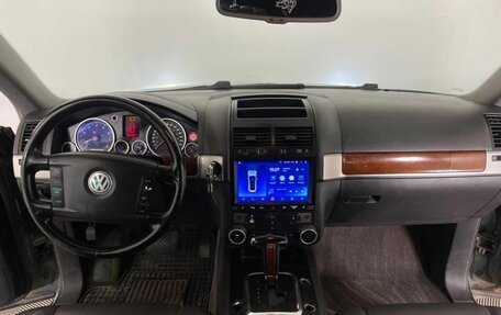 Volkswagen Touareg III, 2004 год, 705 000 рублей, 15 фотография