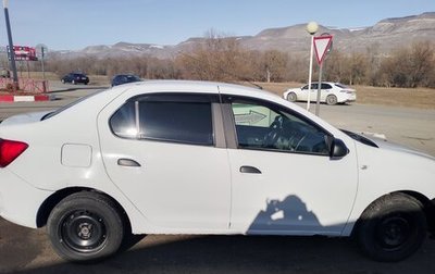 Renault Logan II, 2018 год, 370 000 рублей, 1 фотография