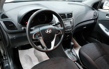 Hyundai Solaris II рестайлинг, 2014 год, 899 000 рублей, 10 фотография