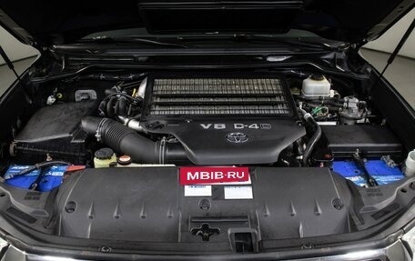 Toyota Land Cruiser 200, 2015 год, 5 155 000 рублей, 9 фотография