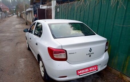 Renault Logan II, 2017 год, 400 000 рублей, 3 фотография