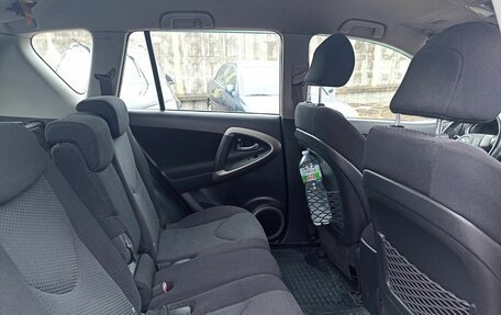 Toyota RAV4, 2006 год, 1 300 000 рублей, 8 фотография