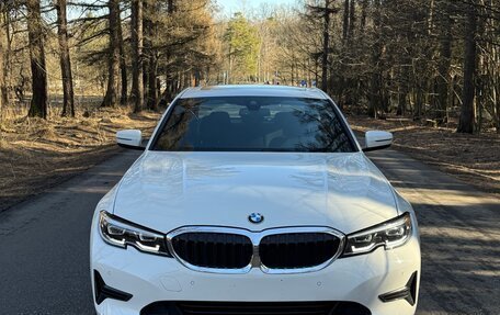 BMW 3 серия, 2019 год, 3 580 000 рублей, 2 фотография