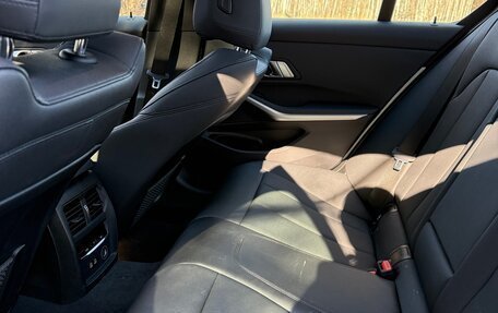 BMW 3 серия, 2019 год, 3 580 000 рублей, 8 фотография