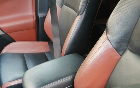 Toyota RAV4, 2013 год, 1 850 000 рублей, 7 фотография