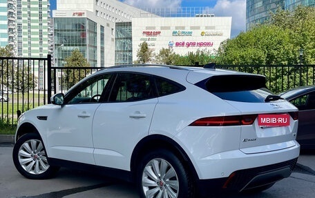 Jaguar E-Pace, 2020 год, 3 200 000 рублей, 14 фотография