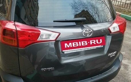 Toyota RAV4, 2013 год, 1 850 000 рублей, 15 фотография