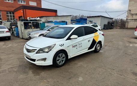 Hyundai Solaris II рестайлинг, 2016 год, 450 000 рублей, 3 фотография