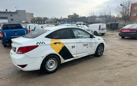 Hyundai Solaris II рестайлинг, 2016 год, 450 000 рублей, 11 фотография