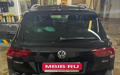 Volkswagen Tiguan II, 2019 год, 3 300 000 рублей, 3 фотография