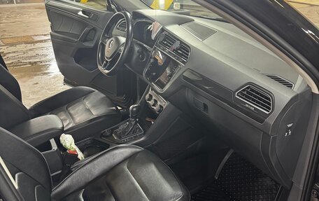 Volkswagen Tiguan II, 2019 год, 3 300 000 рублей, 7 фотография