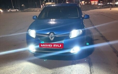 Renault Logan II, 2018 год, 810 000 рублей, 13 фотография