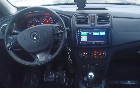 Renault Logan II, 2018 год, 810 000 рублей, 26 фотография