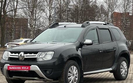 Renault Duster I рестайлинг, 2016 год, 890 000 рублей, 2 фотография