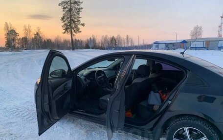Chevrolet Cruze II, 2011 год, 750 000 рублей, 3 фотография