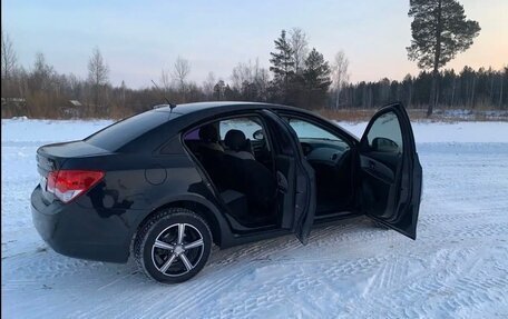Chevrolet Cruze II, 2011 год, 750 000 рублей, 5 фотография
