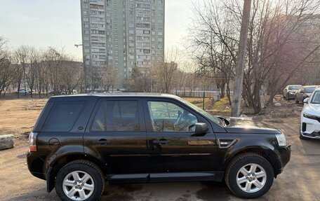 Land Rover Freelander II рестайлинг 2, 2014 год, 1 650 000 рублей, 4 фотография