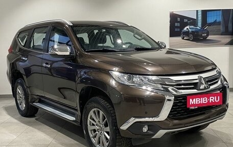 Mitsubishi Pajero Sport III рестайлинг, 2018 год, 2 859 000 рублей, 3 фотография