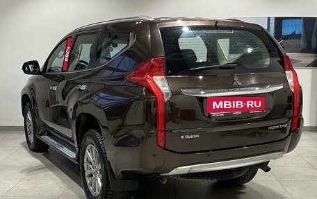 Mitsubishi Pajero Sport III рестайлинг, 2018 год, 2 859 000 рублей, 7 фотография