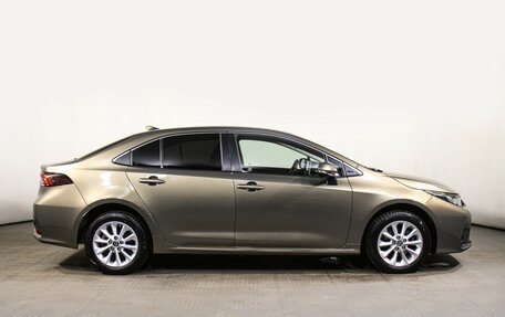 Toyota Corolla, 2019 год, 1 845 000 рублей, 4 фотография