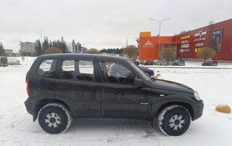 Chevrolet Niva I рестайлинг, 2012 год, 530 000 рублей, 4 фотография