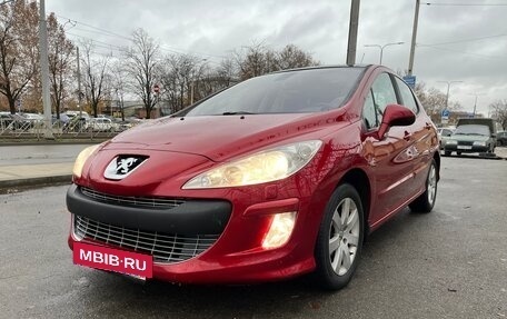 Peugeot 308 II, 2010 год, 695 000 рублей, 3 фотография