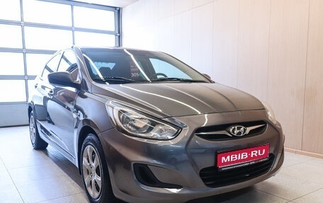 Hyundai Solaris II рестайлинг, 2014 год, 680 000 рублей, 1 фотография