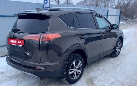 Toyota RAV4, 2019 год, 2 300 000 рублей, 6 фотография