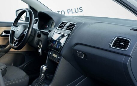 Volkswagen Polo VI (EU Market), 2016 год, 1 329 000 рублей, 7 фотография
