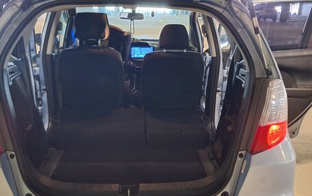 Honda Fit III, 2009 год, 950 000 рублей, 22 фотография