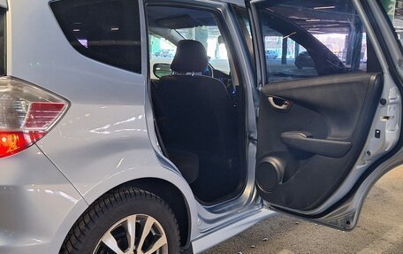 Honda Fit III, 2009 год, 950 000 рублей, 11 фотография