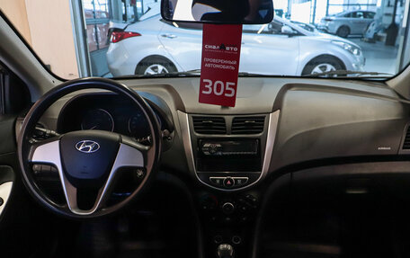 Hyundai Solaris II рестайлинг, 2014 год, 680 000 рублей, 13 фотография