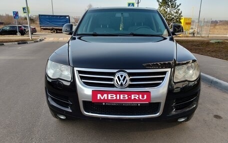 Volkswagen Touareg III, 2008 год, 1 427 000 рублей, 2 фотография