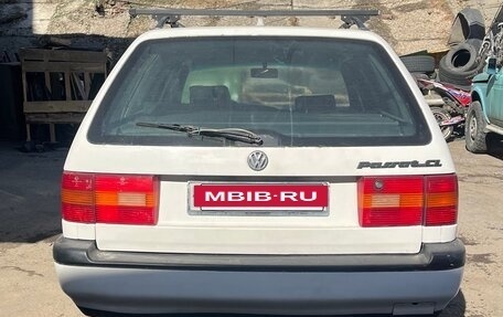 Volkswagen Passat B4, 1994 год, 230 000 рублей, 3 фотография