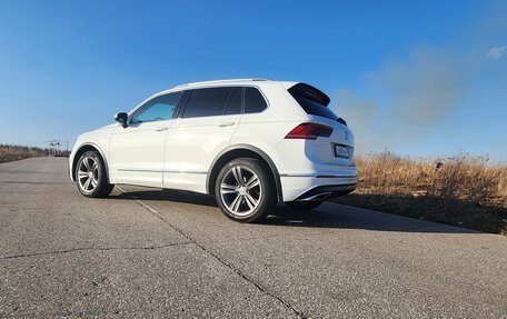 Volkswagen Tiguan II, 2019 год, 2 890 000 рублей, 2 фотография