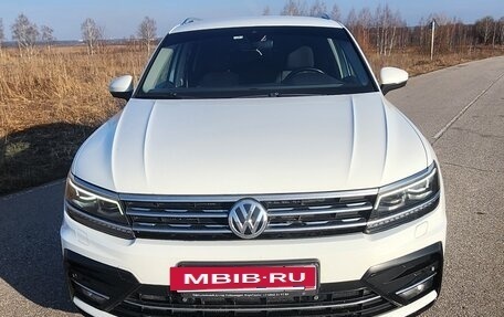 Volkswagen Tiguan II, 2019 год, 2 890 000 рублей, 19 фотография