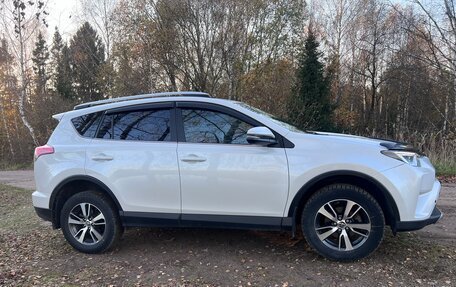 Toyota RAV4, 2018 год, 2 500 000 рублей, 5 фотография