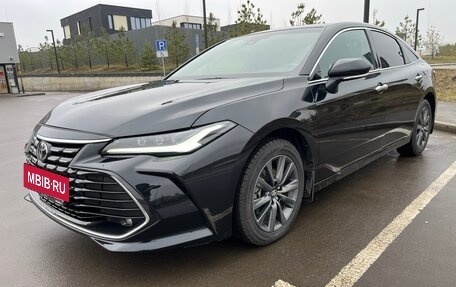 Toyota Avalon, 2023 год, 3 650 000 рублей, 2 фотография