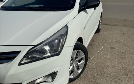 Hyundai Solaris II рестайлинг, 2015 год, 980 000 рублей, 14 фотография